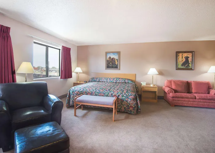 Super 8 By Wyndham Abilene Ks