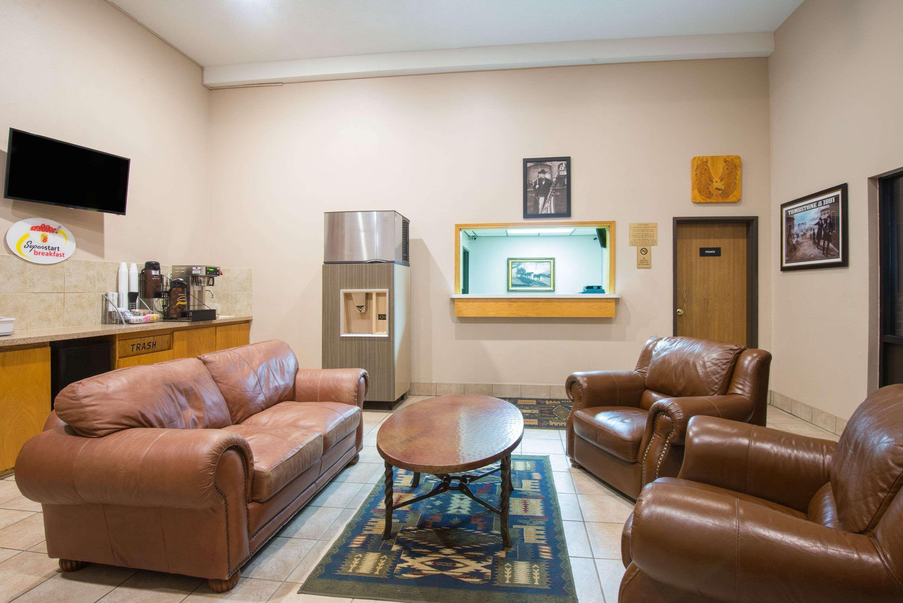 Hotel Super 8 By Wyndham Ks Abilene